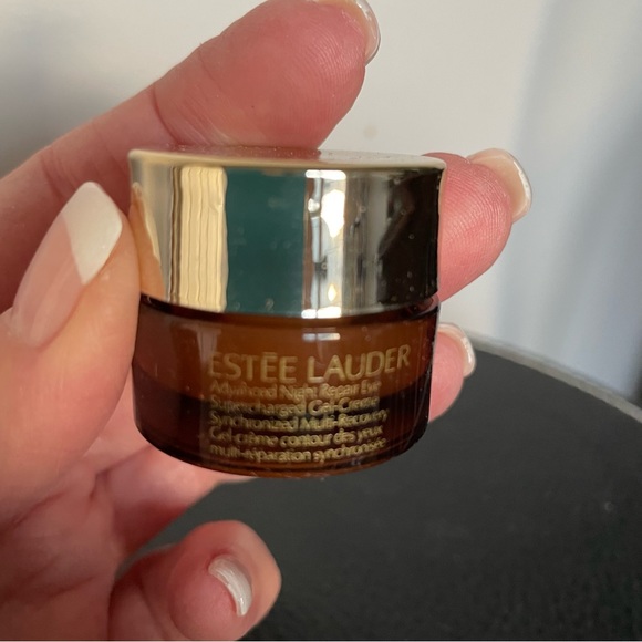 NWT Advanced Night Repair Eye Supercharged Gel-Creme, 0.17 oz. - Picture 4 of 11